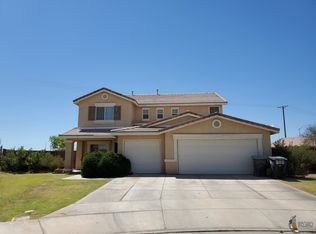 288 W Cancun Dr, Imperial, CA 92251