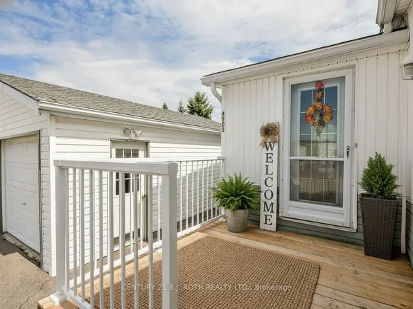 4103 Lynn St, Severn, ON L3V 0V4