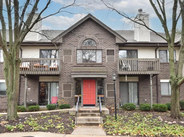 399 North Main STREET #L, Thiensville, WI 53092