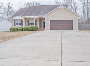 927 Indian Springs Cir, Manchester, TN 37355