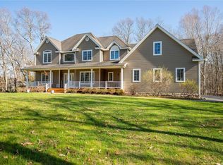 650 Eagle Nest Ct, Laurel, NY 11948