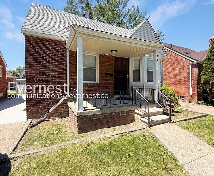 7411 Stout St — Photo 3