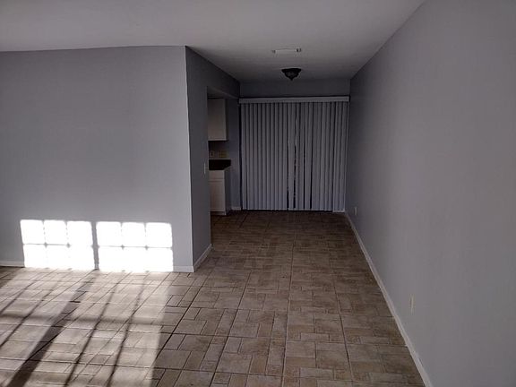 4th image of 2708 Niagara Ave #2708