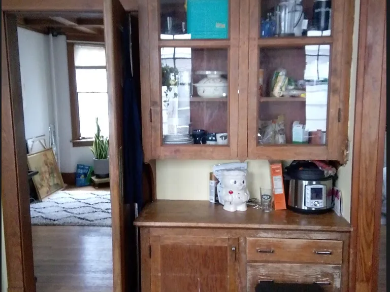 528 Warren St #1 — Photo 7