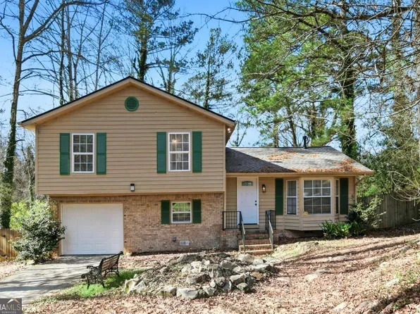 539 Rue Montaigne, Stone Mountain, GA 30083