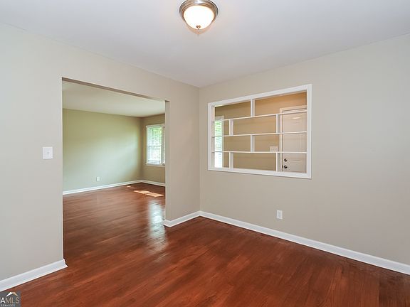 4th image of 5625 Skyland Dr