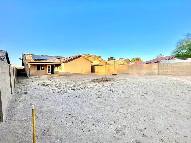 597 N Marshall Loop Ct — Photo 17