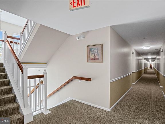 5th image of 1310 Sheridan Pl #27-BEL