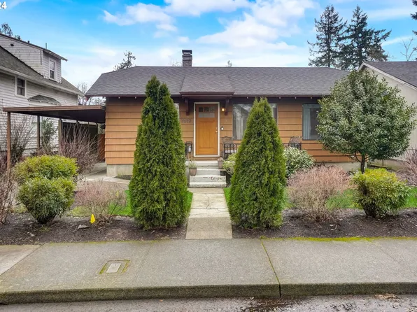 7512 SE Martins St, Portland, OR 97206