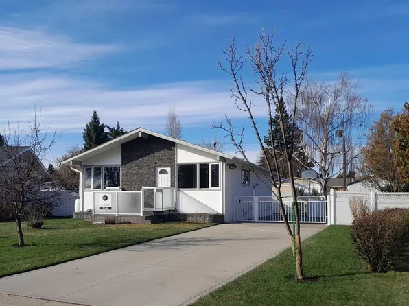 5934 NW 41 Street Cres, Red Deer, AB T4N 1B7