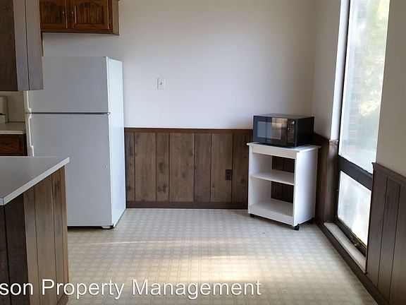 3rd image of 1124 W McCarty St APT B