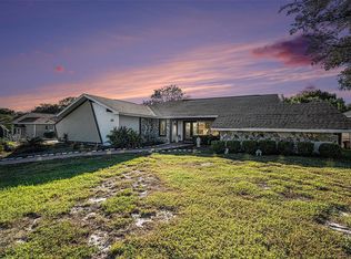 8212 Delaware Dr, Weeki Wachee, FL 34607