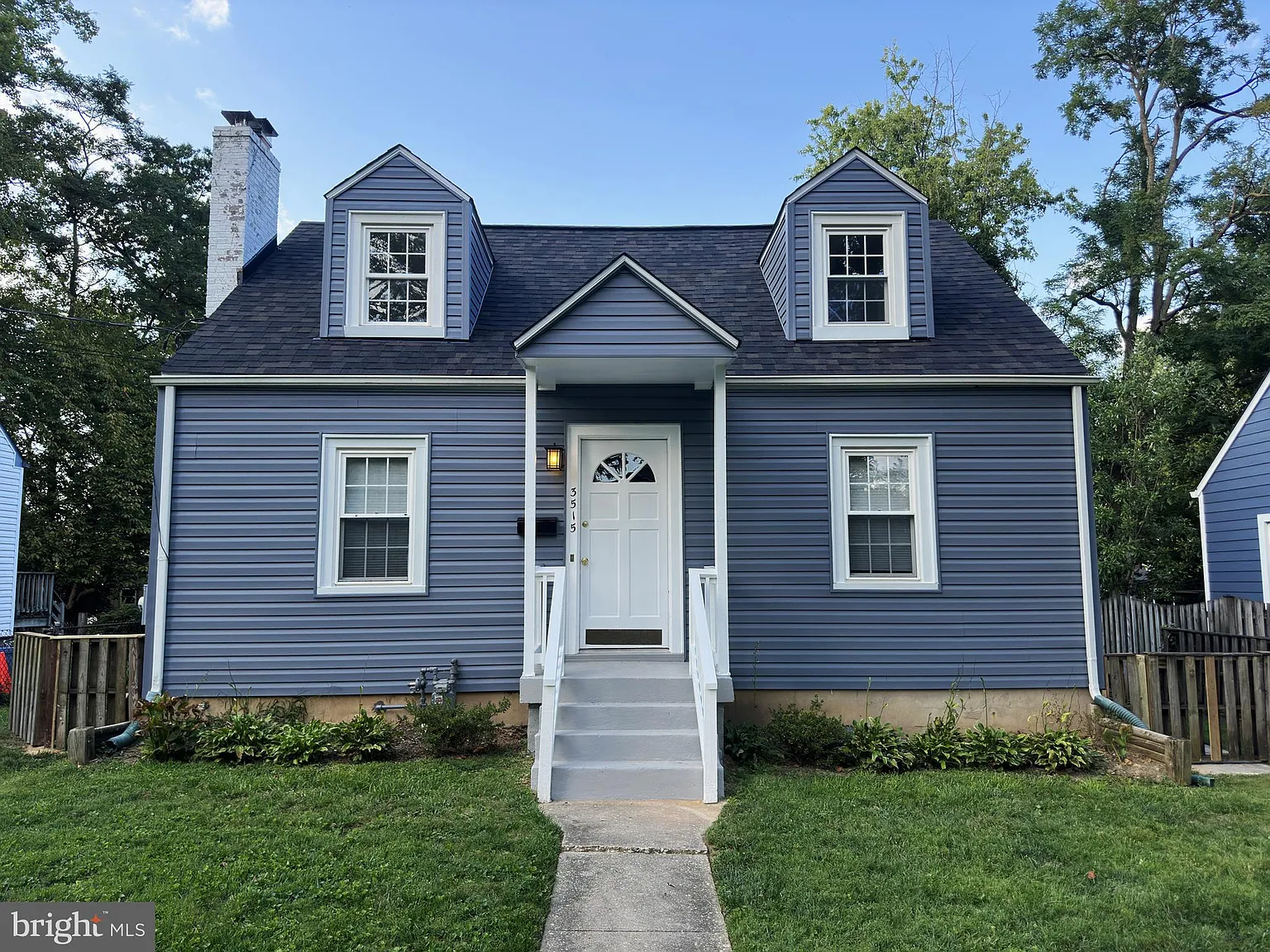 3 bed, 2.5 bath, 1800 sqft, $3,400 — Photo 1