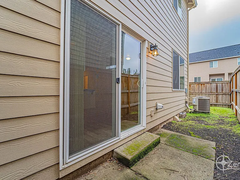 1400 NE 85th Way — Photo 30