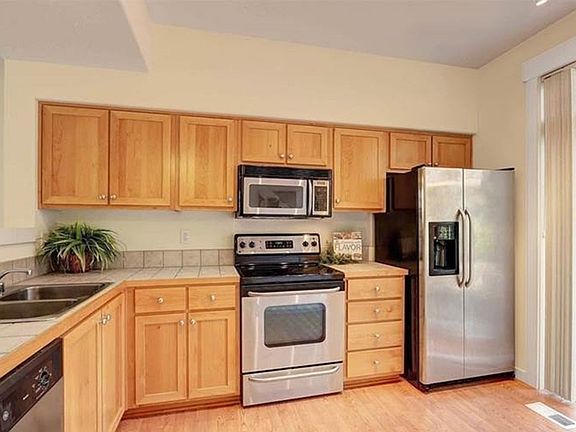 4th image of 23120 SE Black Nugget Rd