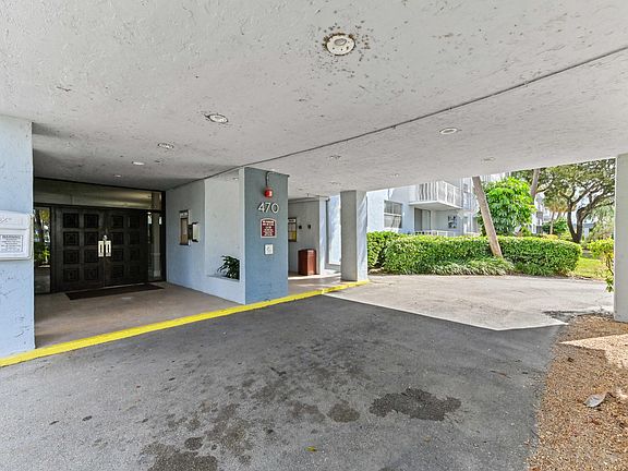 3rd image of 470 Executive Center Drive #5n