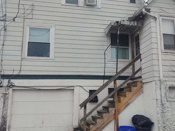 54 Rear West Greeen St, Nanticoke, PA 18634