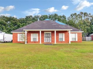 1145 Wakefield Dr E, Mobile, AL 36695