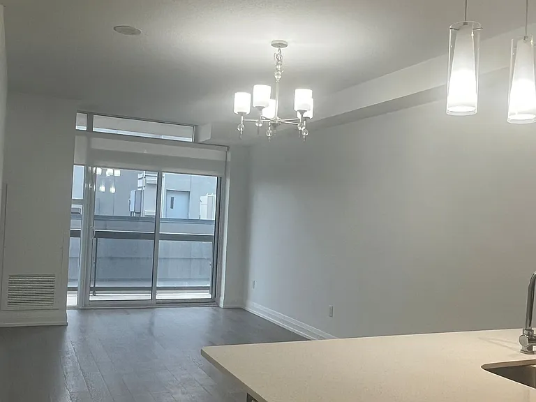 15 Maple Ave #1107 — Photo 4