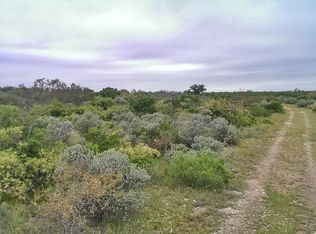 Cr 400 Bp Lane, uvalde, TX 78801