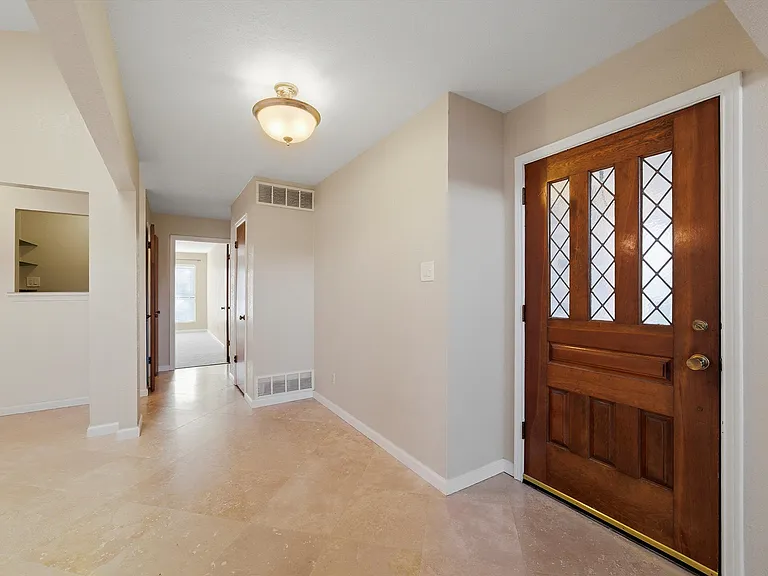 322 N Greenstone Ln — Photo 7