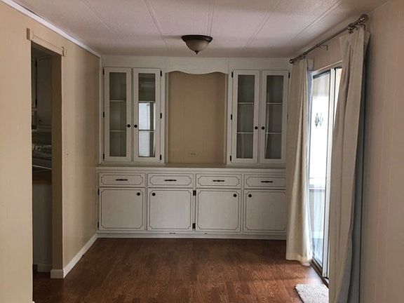 2nd image of 506 W Plantation Blvd