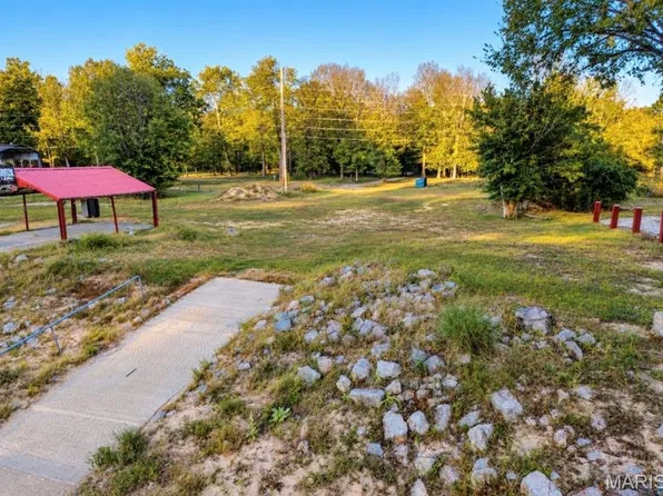 1543 River Valley Rd, Doniphan, MO 63935