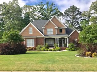 210 English Ln, Rainbow City, AL 35906