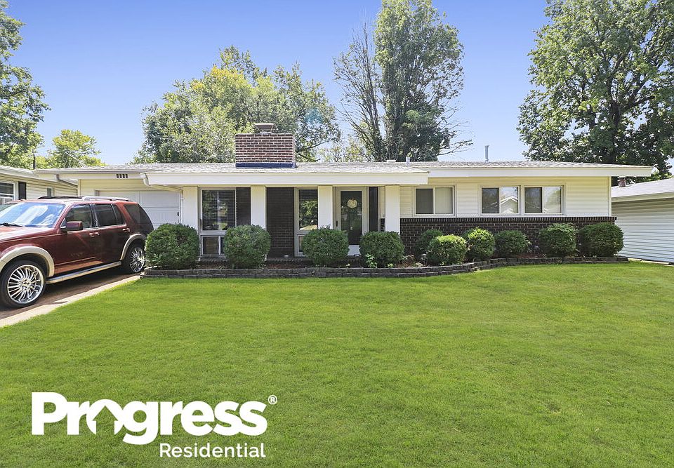 2nd image of 3090 Durwood Dr