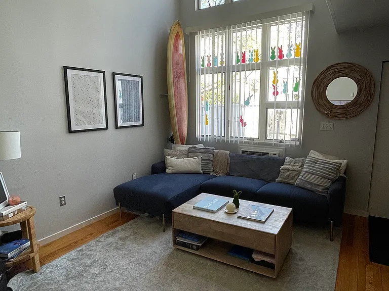 595 Putnam Ave — Photo 7