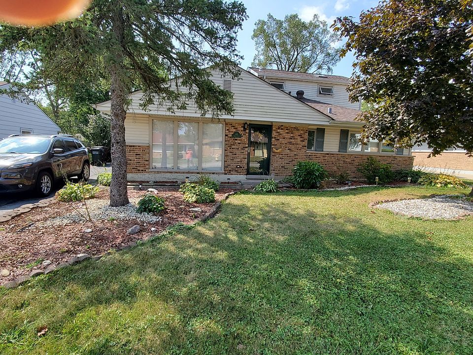1st image of 165 Nanti St