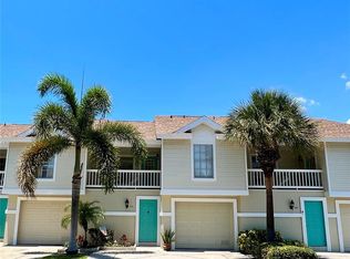 216 Sun Vista Ct N, Treasure Island, FL 33706