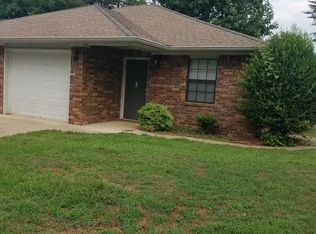 305 E Holly St APT 2, Russellville, AR 72802