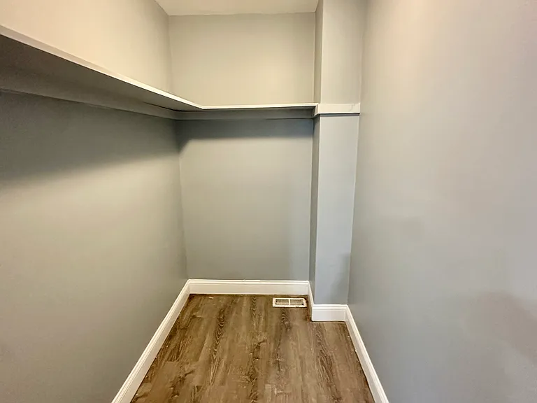 119 Evergreen Ave — Photo 18