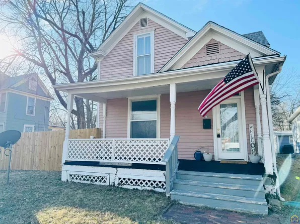 329 SW Clay St, Topeka, KS 66606