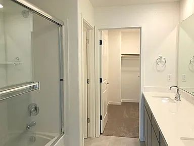 5th image of 3662 E Commerce Way