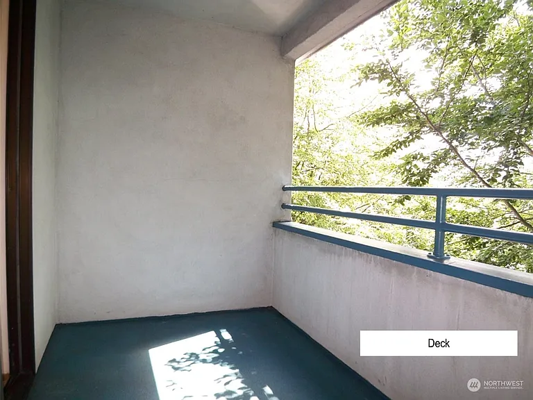3026 Beacon Ave S #401 — Photo 8