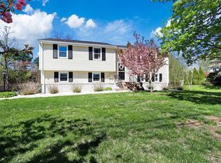 10 Shaw St, Medway, MA 02053