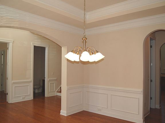 5th image of 13628 Thach Ct