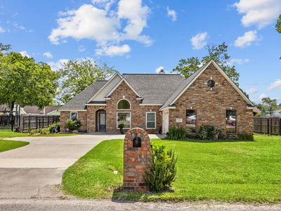 12318 E River Run Dr, Mont Belvieu, TX, 77523