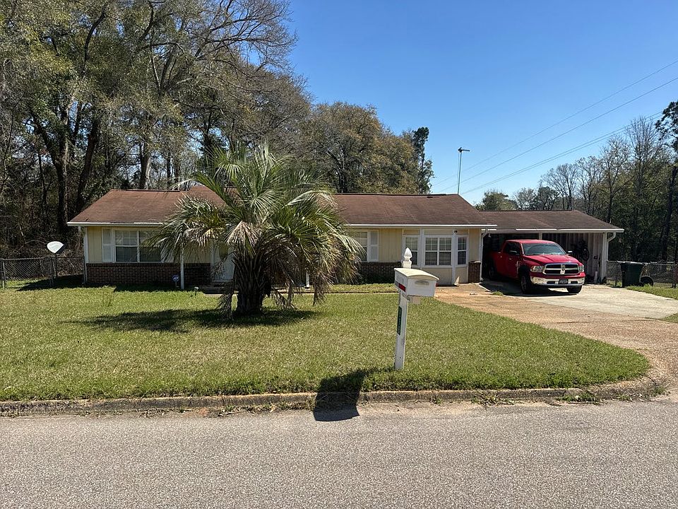 1st image of 295 Crystal Dr