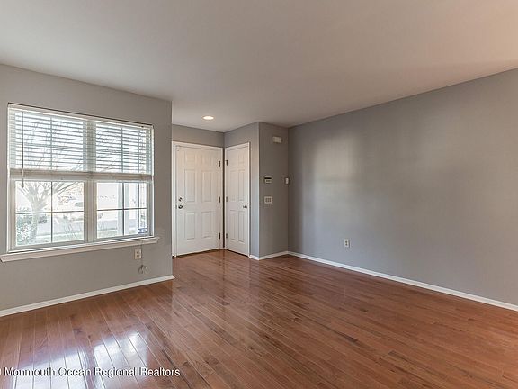 4th image of 4402 Galloping Hill Ln