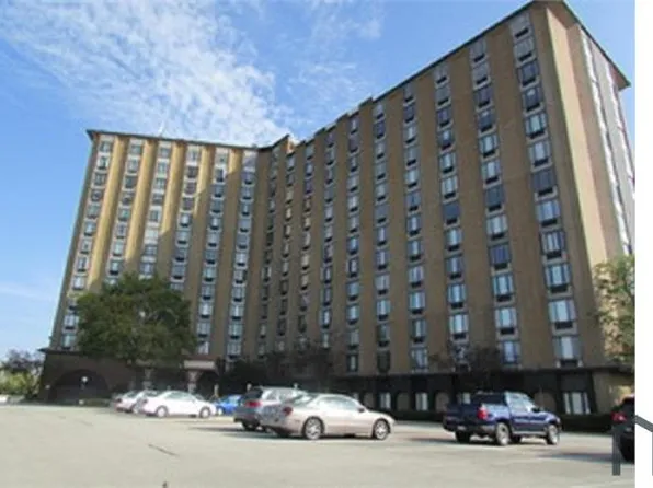1 Renaissance Pl Unit 511, Palatine, IL 60067