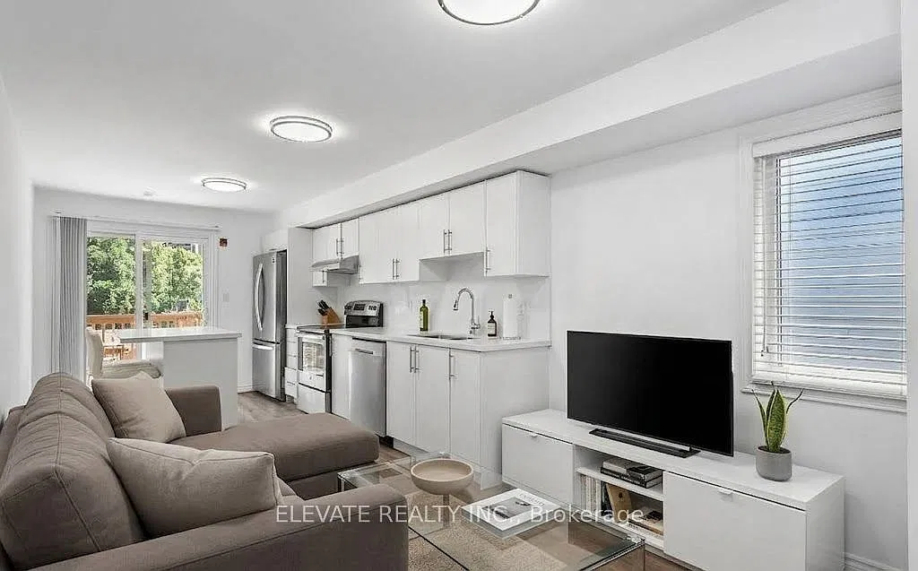 2 bed, $2,600 — Photo 1