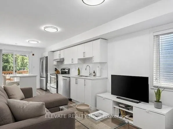 123 Lansdowne Ave Floor 2, Toronto, ON M6K 2W1