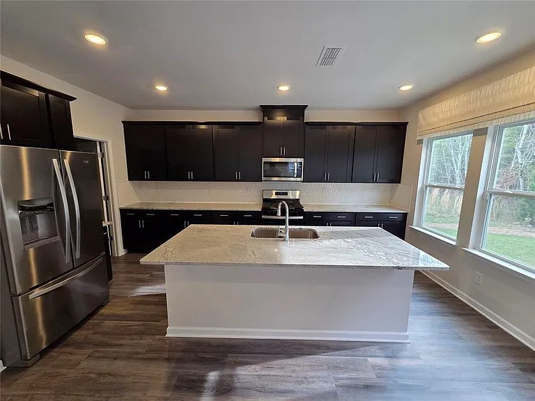 189 Water Oak Way — Photo 8
