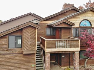 1009 Hemingway Ln, Weldon Spring, MO 63304