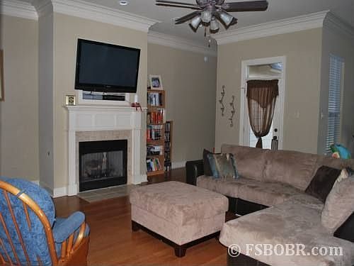 2nd image of 2040 Cypress Cove Ave