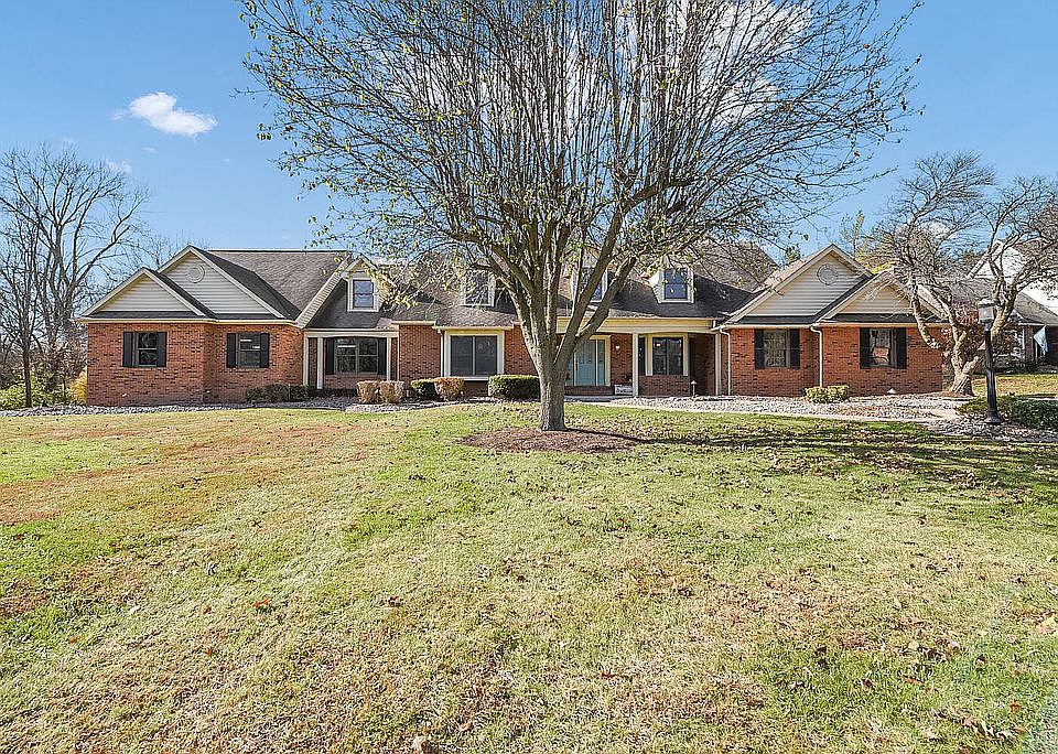 1st image of 43 Willow Creek Dr