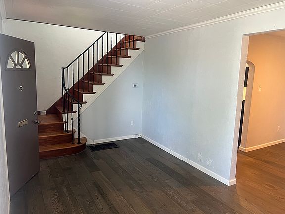 4th image of 2615 Dalton Ave